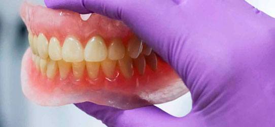 Dentures image